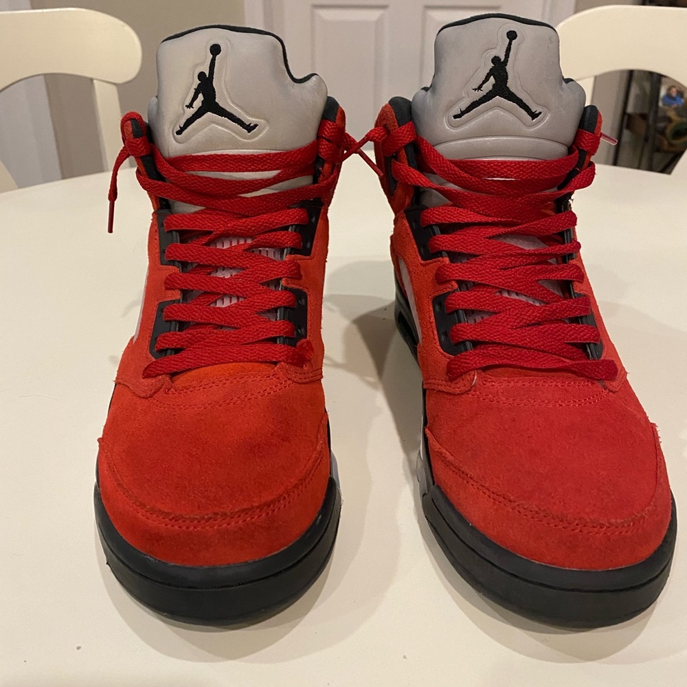 Air Jordan 5 Retro Raging Bull ❤️